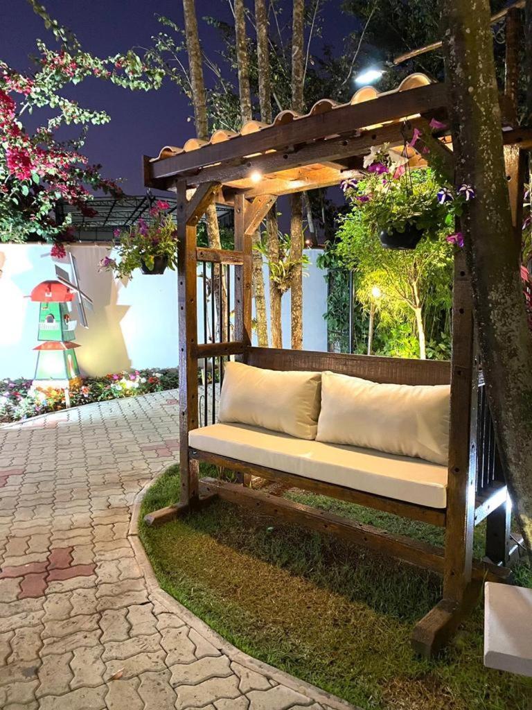 Hotel Flores De 올람브라 외부 사진
